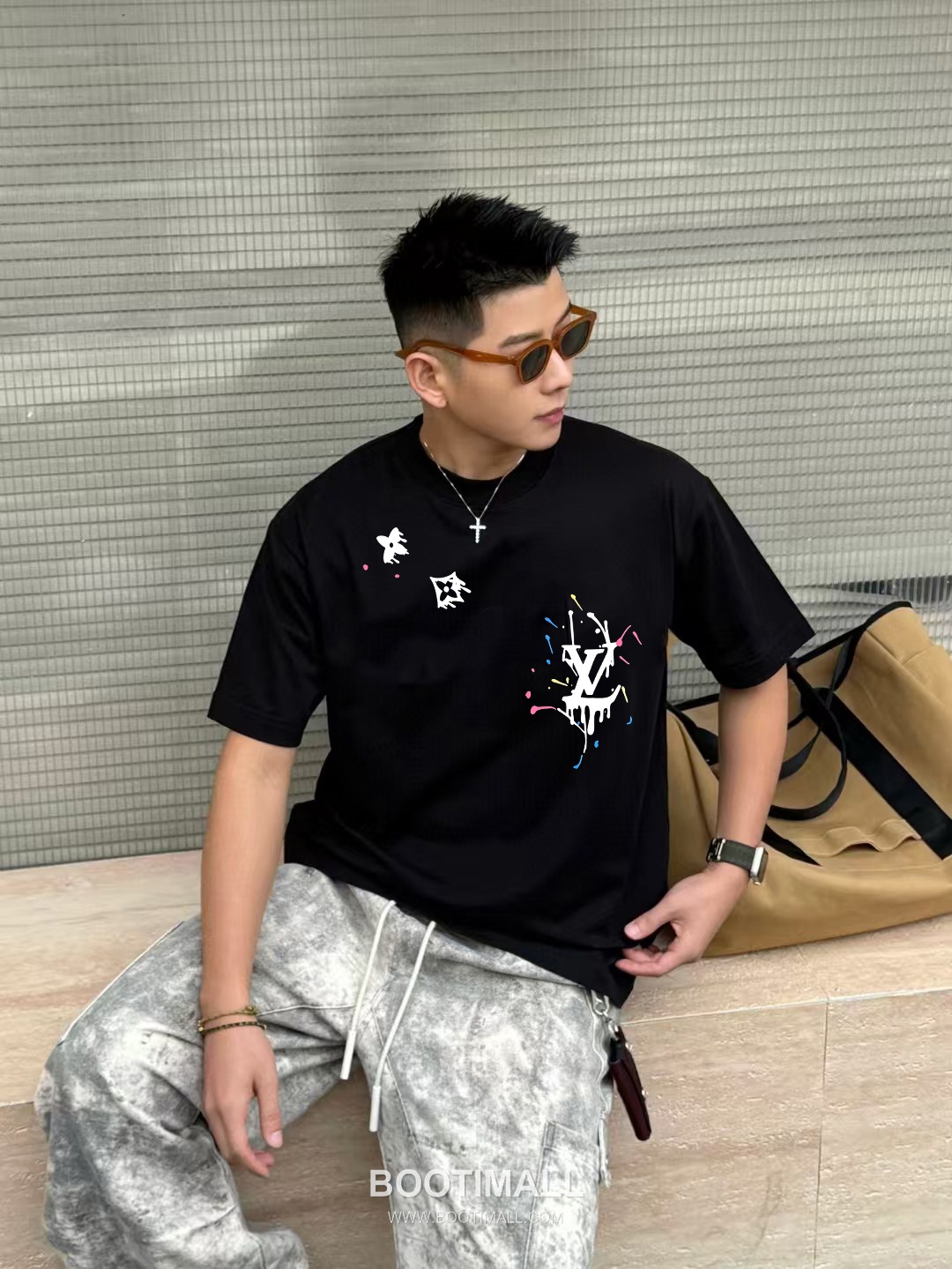 Louis Vuitton 2026 S/S Cotton Letter Logo Print T-Shirt 루이비통 2026SS 코튼 레터 로고 프린트 티셔츠 3