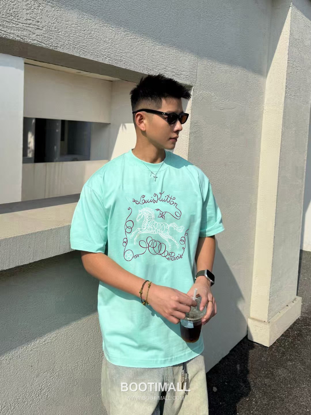 Louis Vuitton 2026 S/S Cotton Letter Logo Print T-Shirt 루이비통 2026SS 코튼 레터 로고 프린트 티셔츠 3