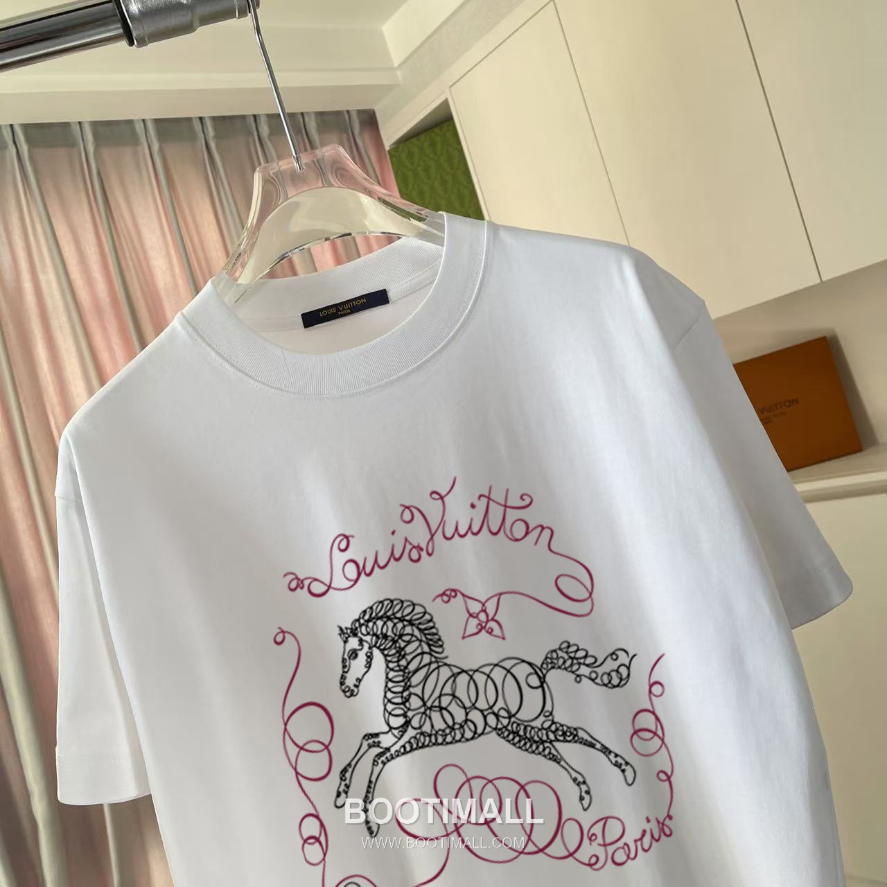 Louis Vuitton 2026 S/S Cotton Letter Logo Print T-Shirt 루이비통 2026SS 코튼 레터 로고 프린트 티셔츠 6