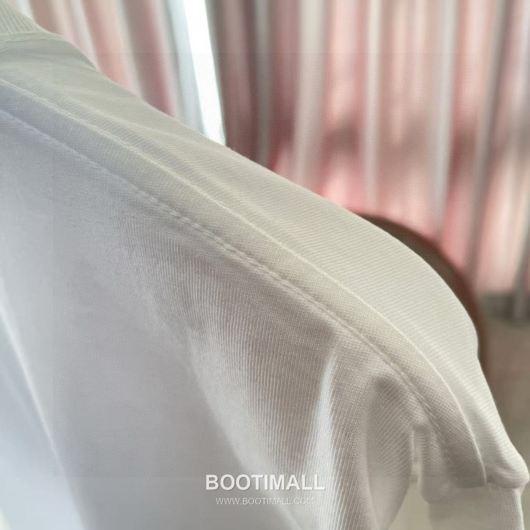 Louis Vuitton 2026 S/S Cotton Letter Logo Print T-Shirt 루이비통 2026SS 코튼 레터 로고 프린트 티셔츠 8