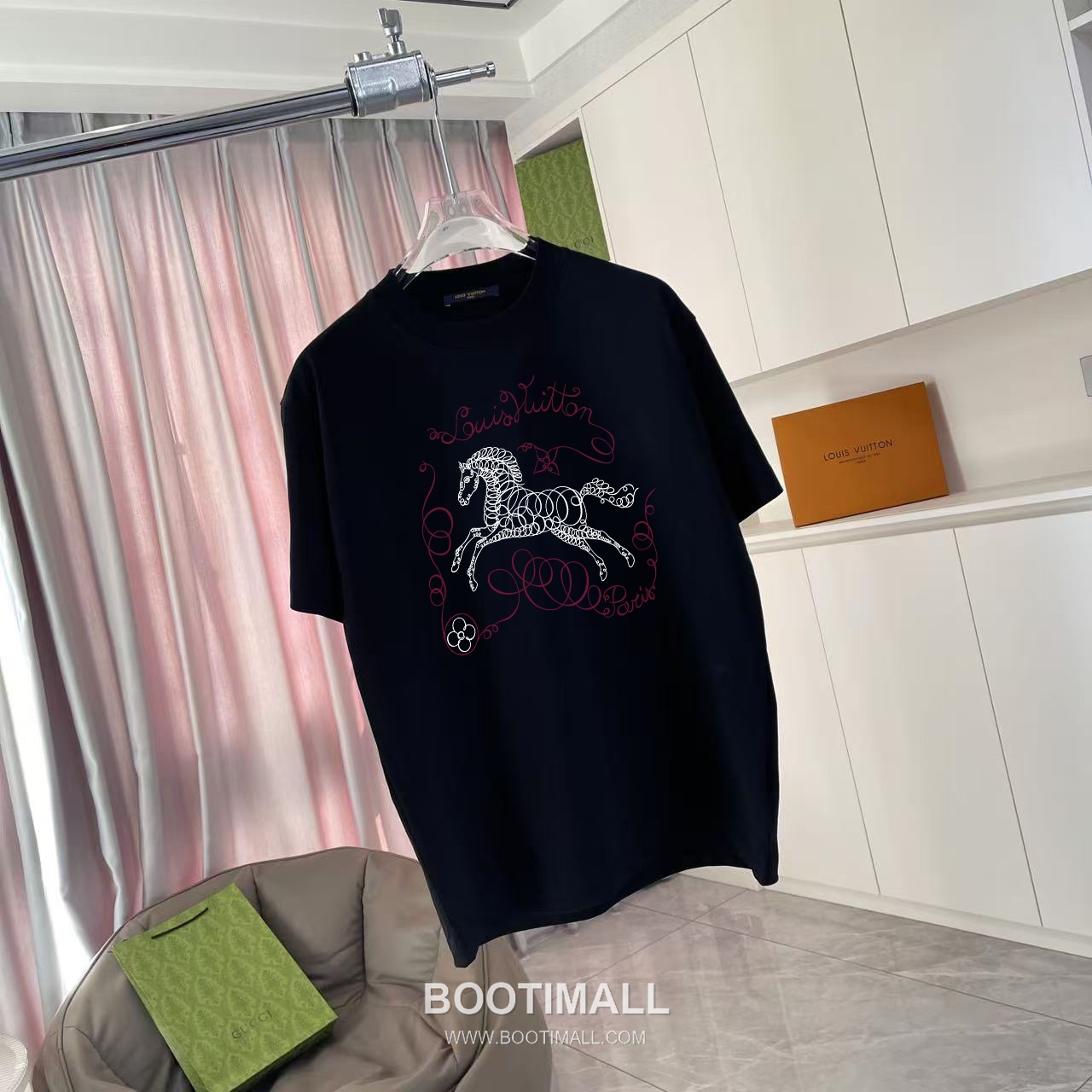 Louis Vuitton 2026 S/S Cotton Letter Logo Print T-Shirt 루이비통 2026SS 코튼 레터 로고 프린트 티셔츠 5