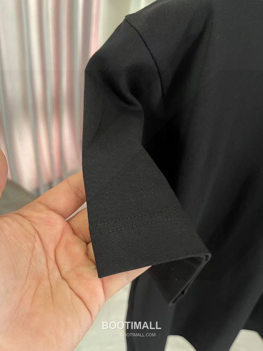 Celine 2026 S/S Cotton Letter Logo Print T-Shirt 셀린느 2026SS 코튼 레터 로고 프린트 티셔츠 9