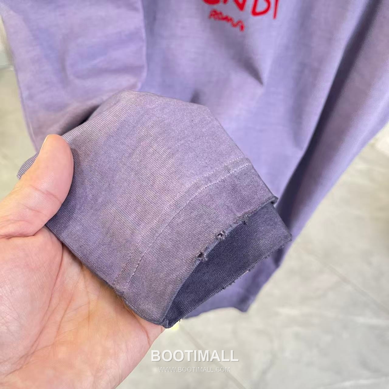 Fendi 2026 S/S Cotton Distressed Washed Flock Logo T-Shirt 펜디 2026SS 코튼 디스트로이드 워싱 플록 로고 티셔츠 9