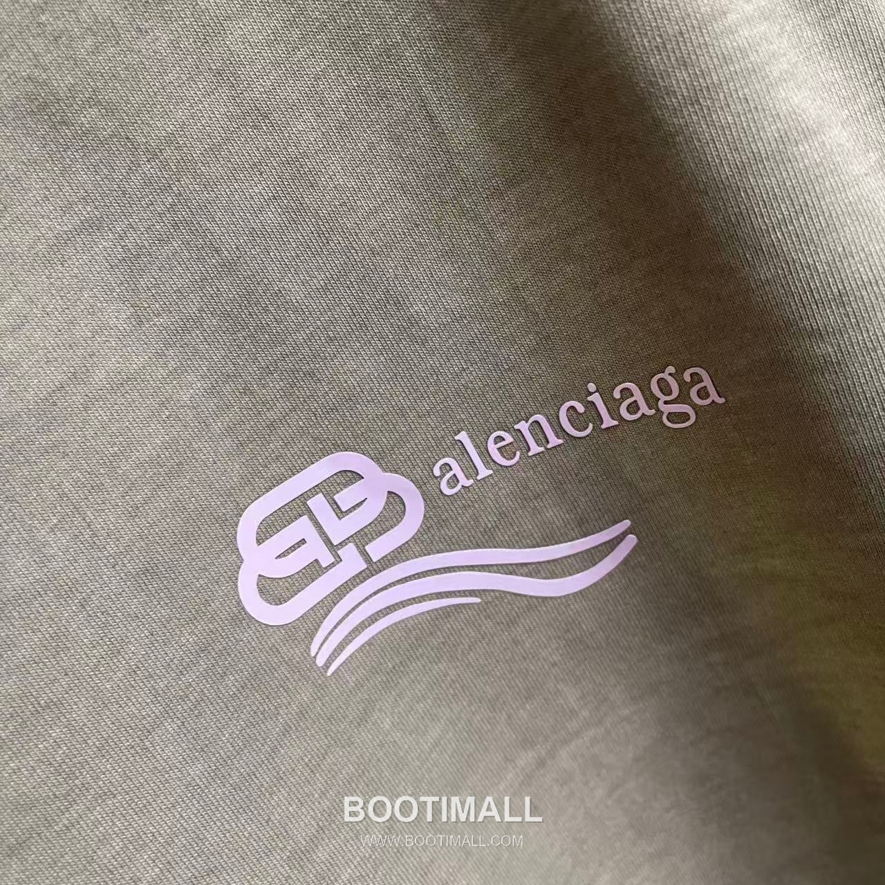 Balenciaga 2026 S/S Cotton Distressed Washed Silicone Logo T-Shirt 발렌시아가 2026SS 코튼 디스트로이드 워싱 실리콘 로고 티셔츠 6