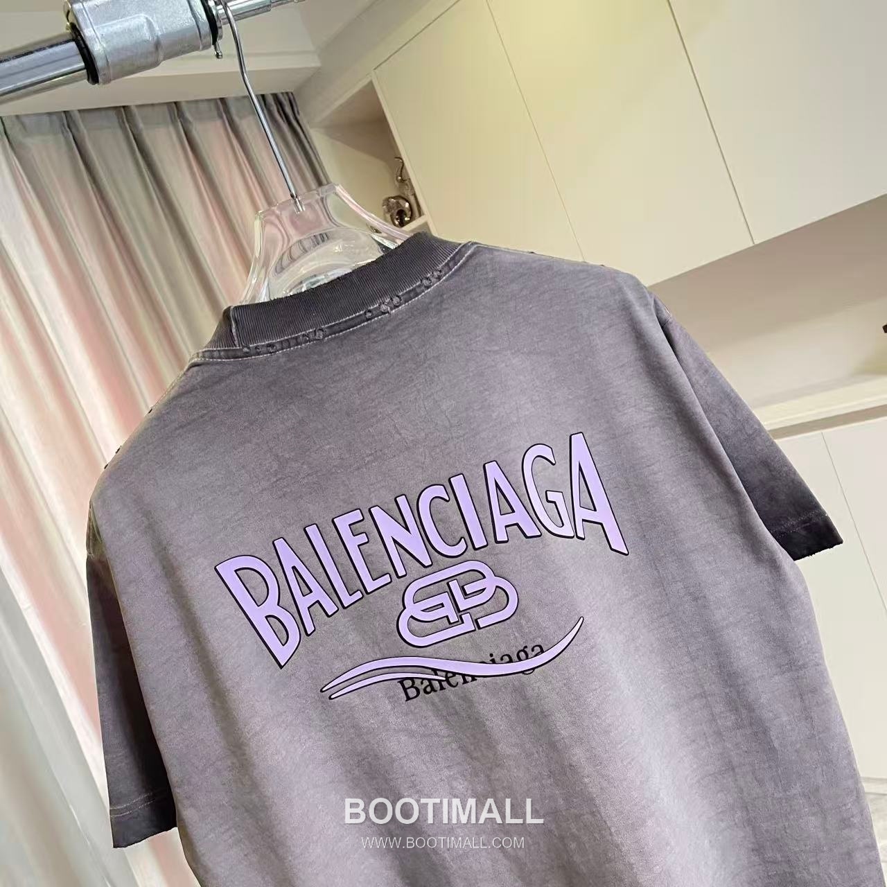Balenciaga 2026 S/S Cotton Distressed Washed Silicone Logo T-Shirt 발렌시아가 2026SS 코튼 디스트로이드 워싱 실리콘 로고 티셔츠 7
