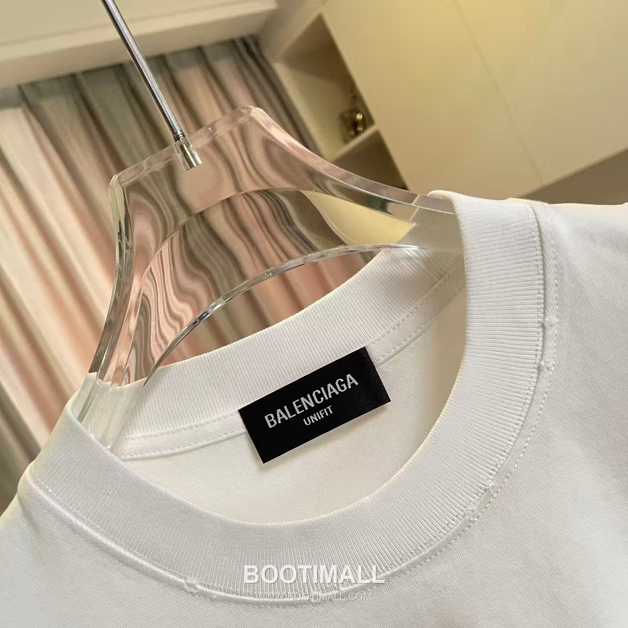 Balenciaga 2026 S/S Cotton Distressed Washed Silicone Logo T-Shirt 발렌시아가 2026SS 코튼 디스트로이드 워싱 실리콘 로고 티셔츠 5