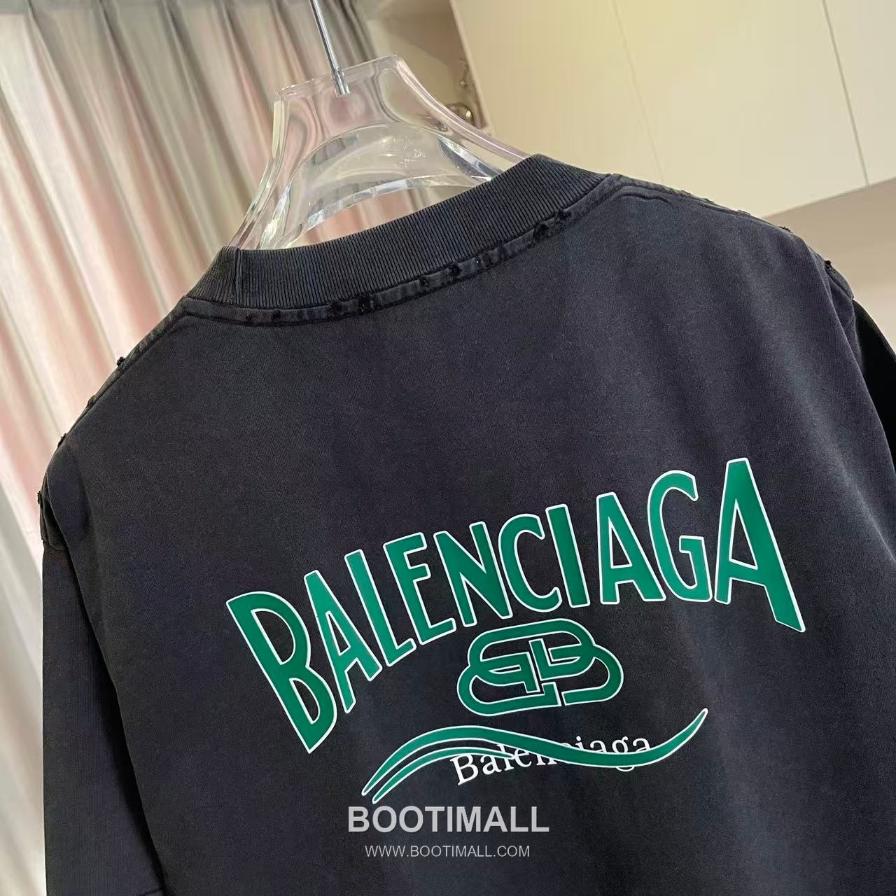 Balenciaga 2026 S/S Cotton Distressed Washed Silicone Logo T-Shirt 발렌시아가 2026SS 코튼 디스트로이드 워싱 실리콘 로고 티셔츠 7