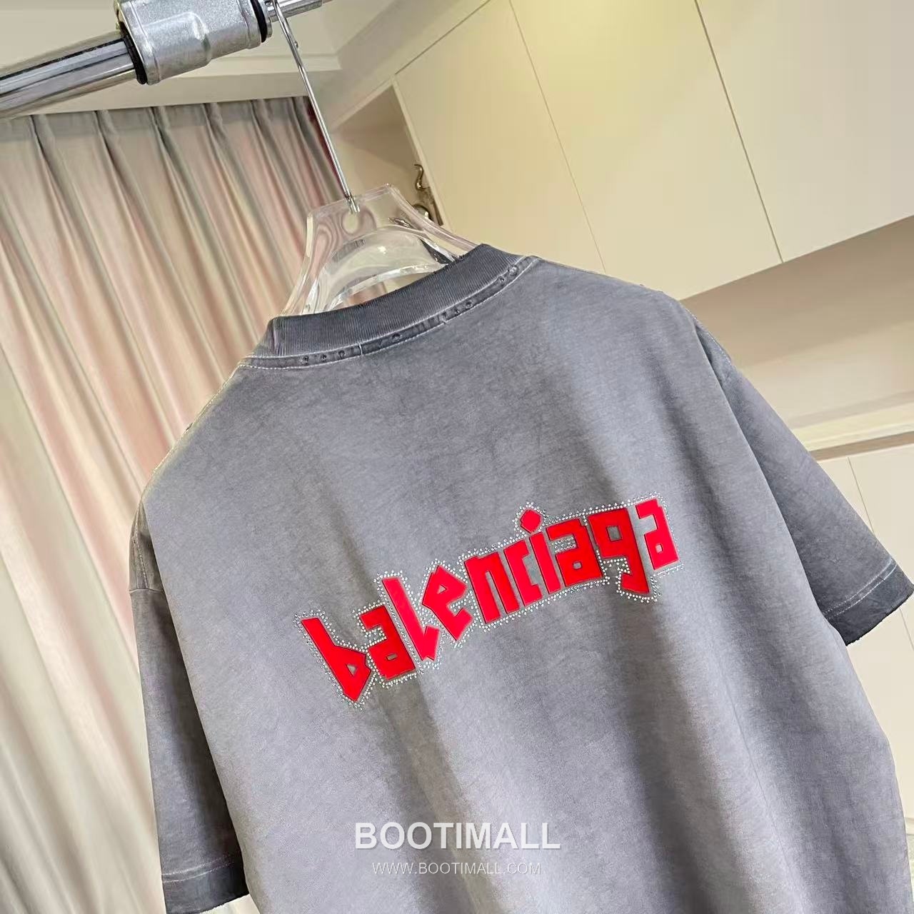 Balenciaga 2026 S/S Cotton Distressed Washed Crystal Silicone Logo T-Shirt 발렌시아가 2026SS 코튼 디스트로이드 워싱 크리스탈 실리콘 로고 티셔츠 7