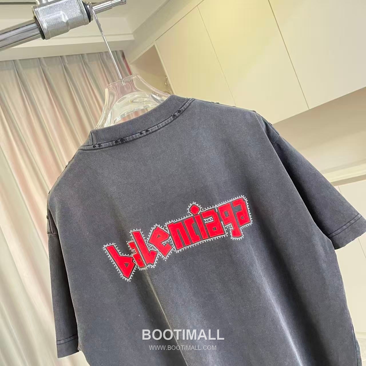 Balenciaga 2026 S/S Cotton Distressed Washed Crystal Silicone Logo T-Shirt 발렌시아가 2026SS 코튼 디스트로이드 워싱 크리스탈 실리콘 로고 티셔츠 7
