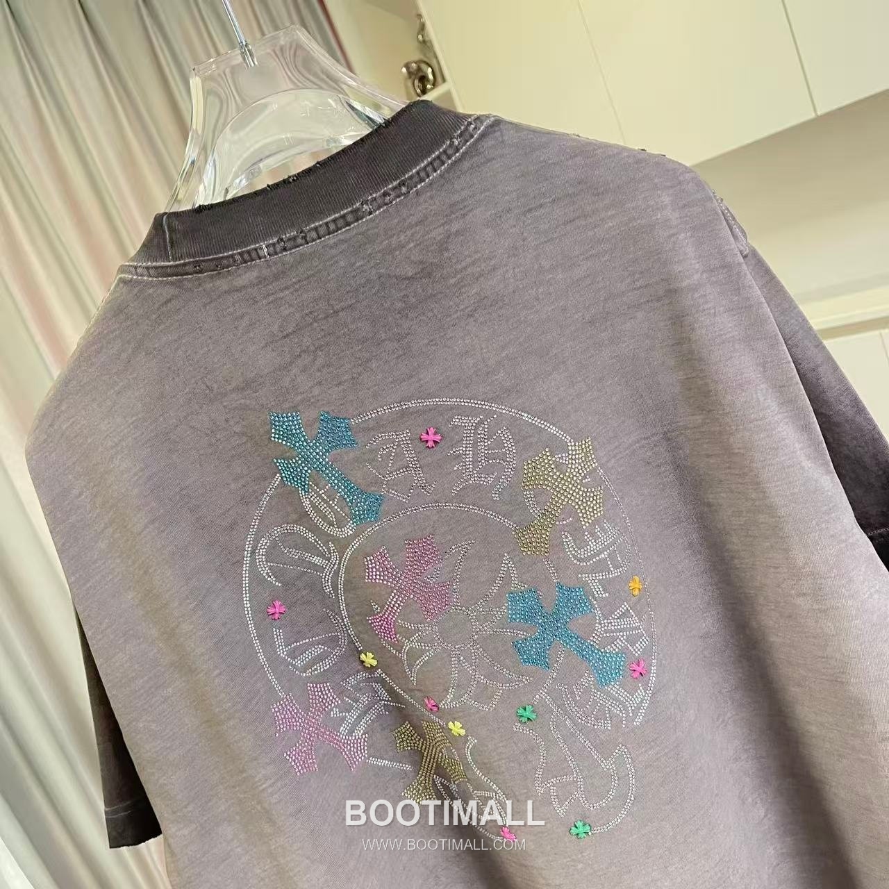 Chrome Hearts 2026 S/S Cotton Distressed Washed Cross Logo T-Shirt 크롬하츠 2026SS 코튼 디스트로이드 워싱 크로스 로고 티셔츠 7