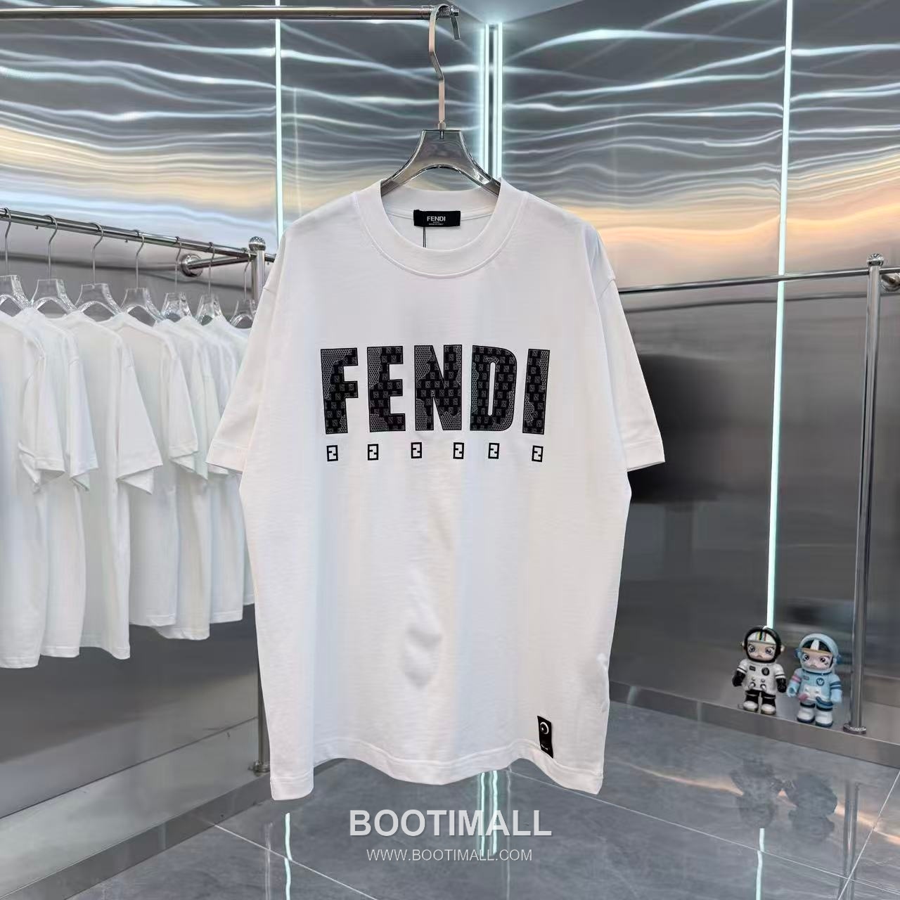 Fendi 2026 S/S Cotton Silicone Logo T-Shirt 펜디 2026SS 코튼 실리콘 로고 티셔츠 1