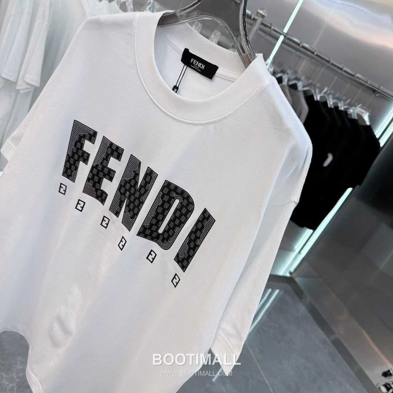 Fendi 2026 S/S Cotton Silicone Logo T-Shirt 펜디 2026SS 코튼 실리콘 로고 티셔츠 4