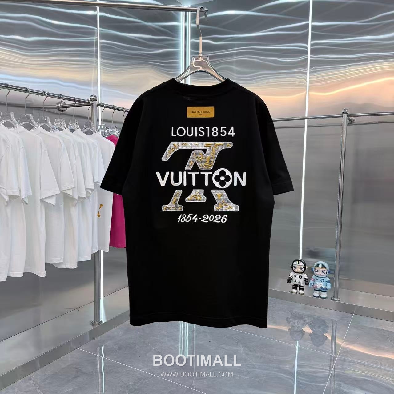 Louis Vuitton 2026 S/S Cotton 3D Embroidery Logo T-Shirt 루이비통 2026SS 코튼 3D 자수 로고 티셔츠 7