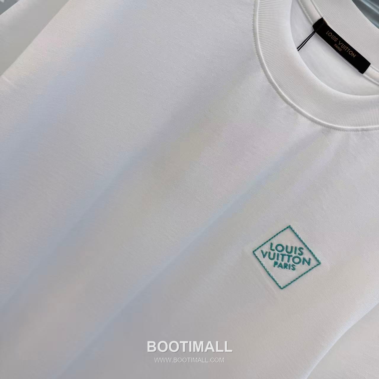 Louis Vuitton 2026 S/S Cotton 3D Embroidery Logo T-Shirt 루이비통 2026SS 코튼 3D 자수 로고 티셔츠 5