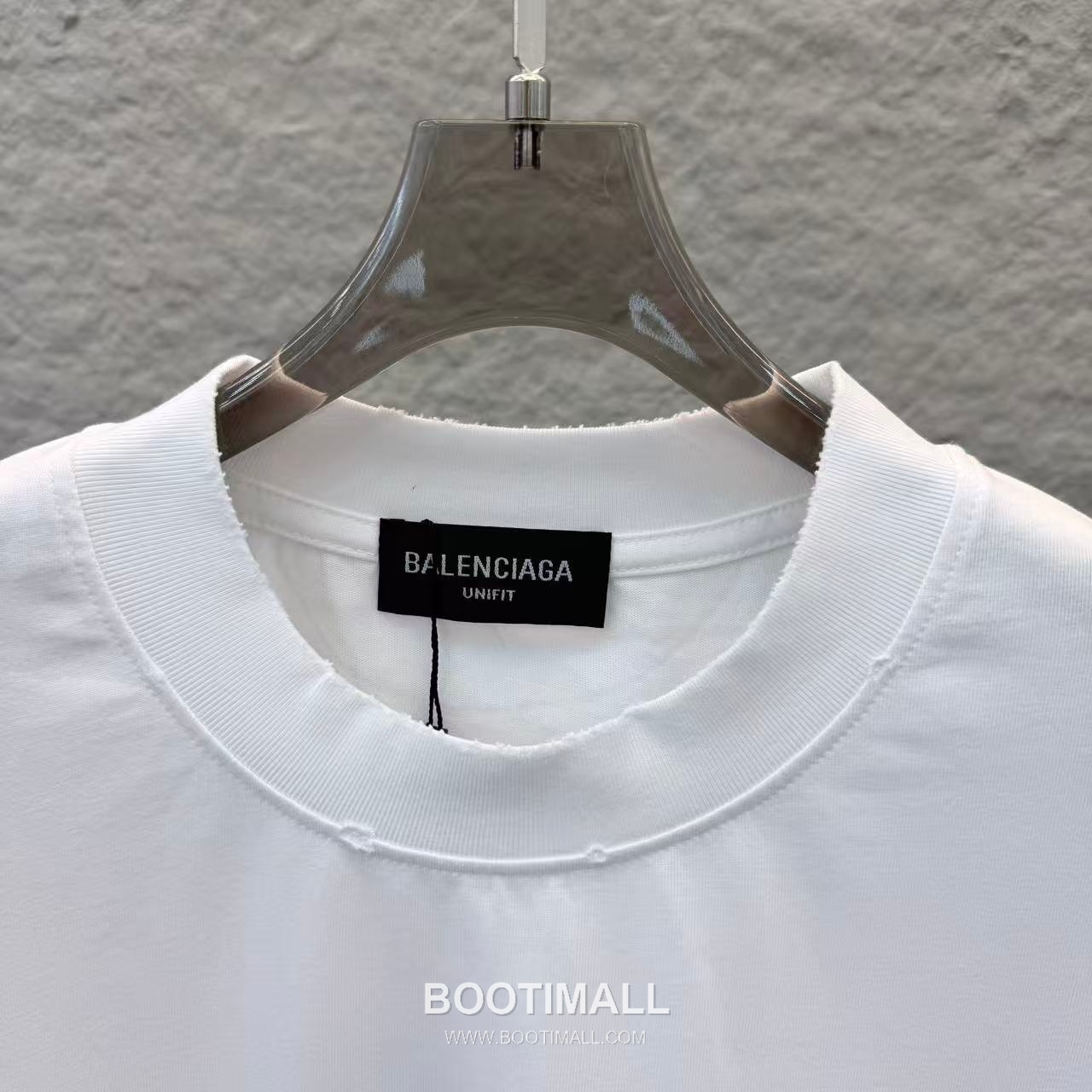 Balenciaga 2026 S/S Cotton Distressed Washed 3D Gel Logo T-Shirt 발렌시아가 2026SS 코튼 디스트로이드 워싱 3D 젤 로고 티셔츠 3
