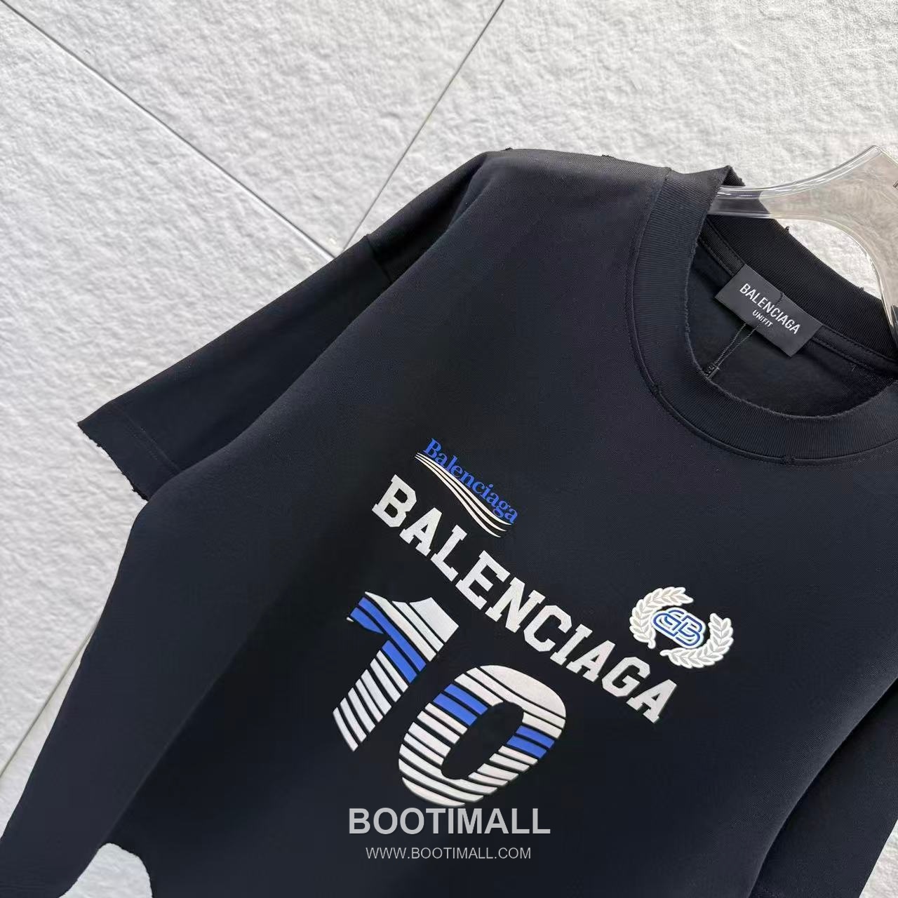 Balenciaga 2026 S/S Cotton Distressed Washed 3D Gel Logo T-Shirt 발렌시아가 2026SS 코튼 디스트로이드 워싱 3D 젤 로고 티셔츠 5