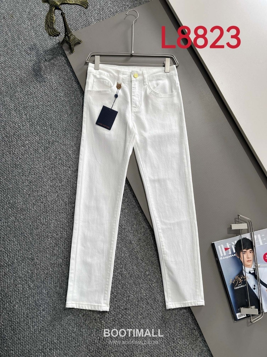 Louis Vuitton L8823 2025 Four Season Denim Slim Jeans 루이비통 L8823 2025 사계절 데님 슬림 진 팬츠 2