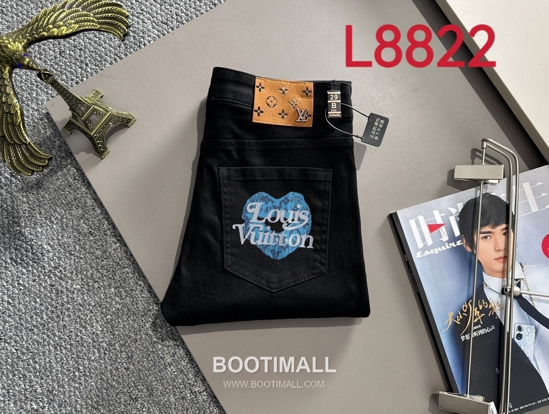 Louis Vuitton L8823 2025 Four Season Denim Slim Jeans 루이비통 L8823 2025 사계절 데님 슬림 진 팬츠 3