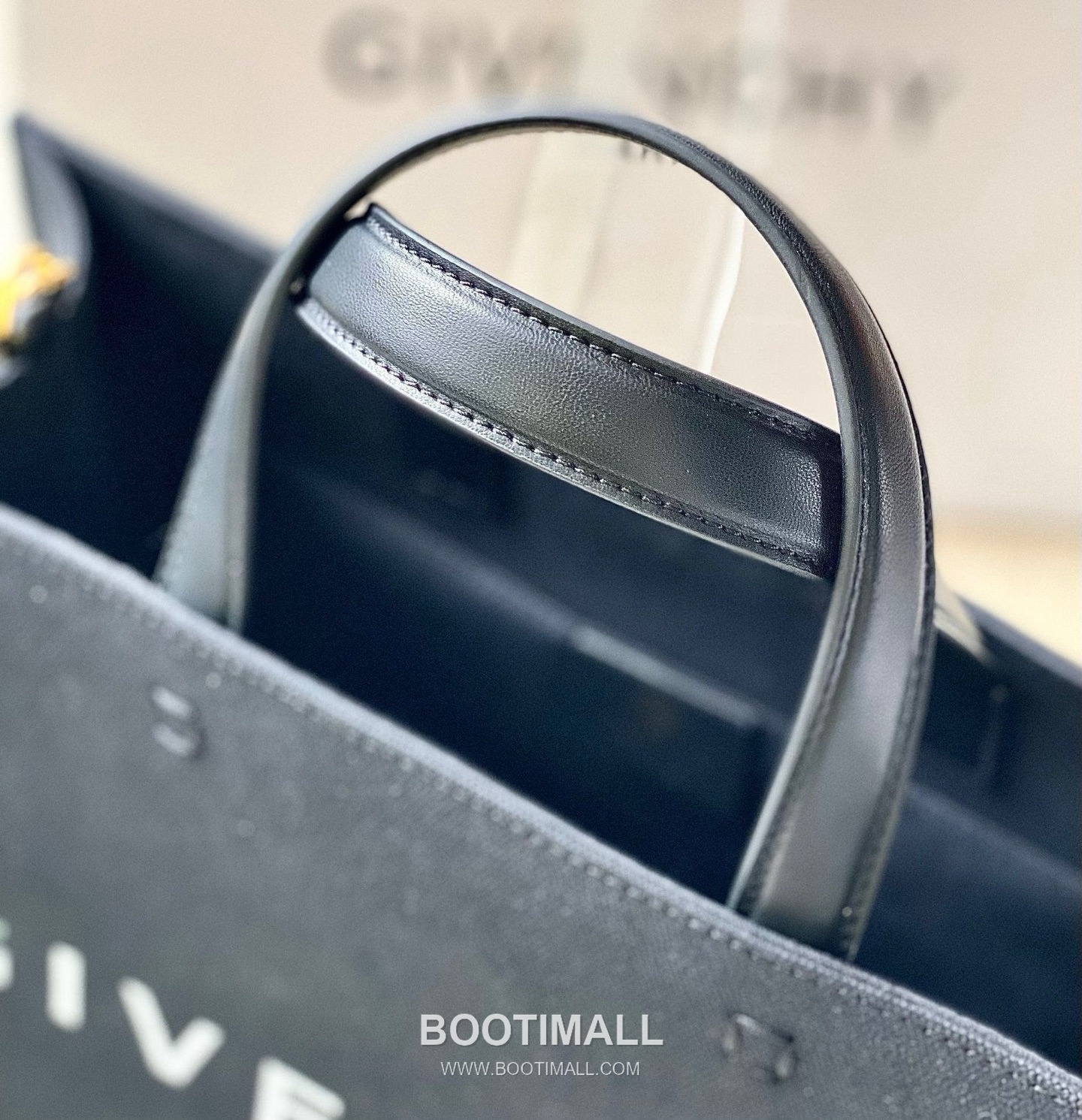 Givenchy Canvas Tote Bag with Waterproof Coated Fabric and Steel Hardware 지방시 방수 코팅 캔버스 스틸 하드웨어 토트백 37cm 7