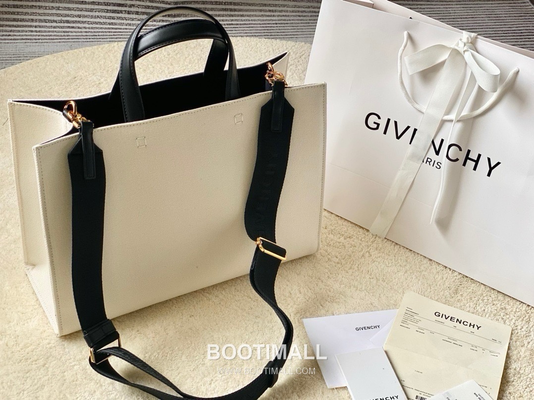 Givenchy Canvas Tote Bag with Waterproof Coated Fabric and Steel Hardware 지방시 방수 코팅 캔버스 스틸 하드웨어 토트백 37cm 2