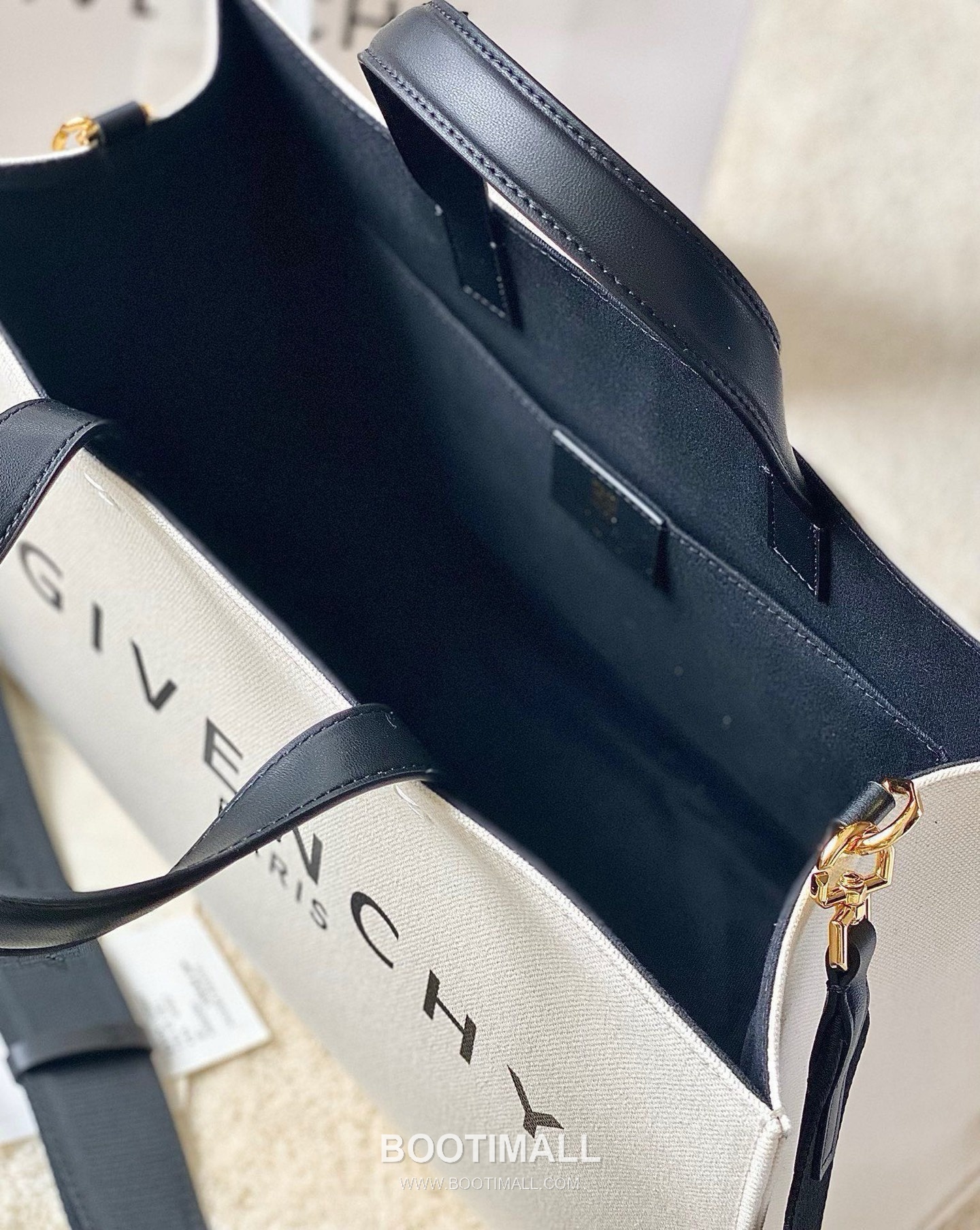 Givenchy Canvas Tote Bag with Waterproof Coated Fabric and Steel Hardware 지방시 방수 코팅 캔버스 스틸 하드웨어 토트백 37cm 8