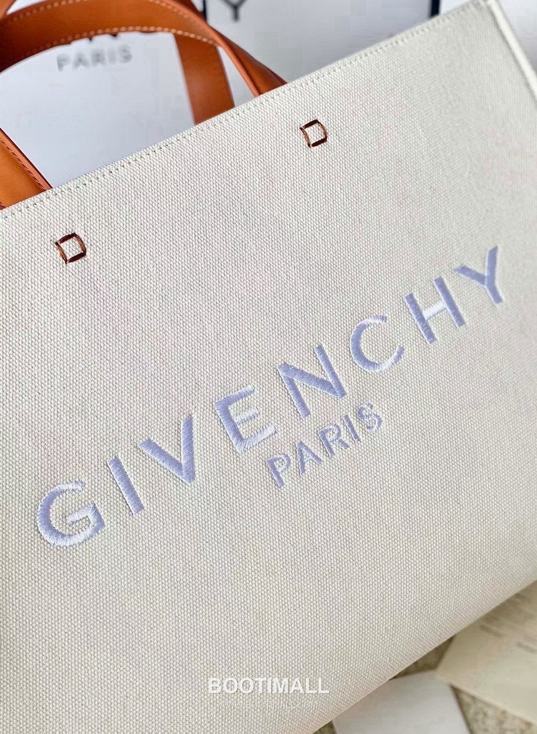 Givenchy Canvas Tote Bag with Waterproof Coated Fabric and Steel Hardware 지방시 방수 코팅 캔버스 스틸 하드웨어 토트백 37cm 4