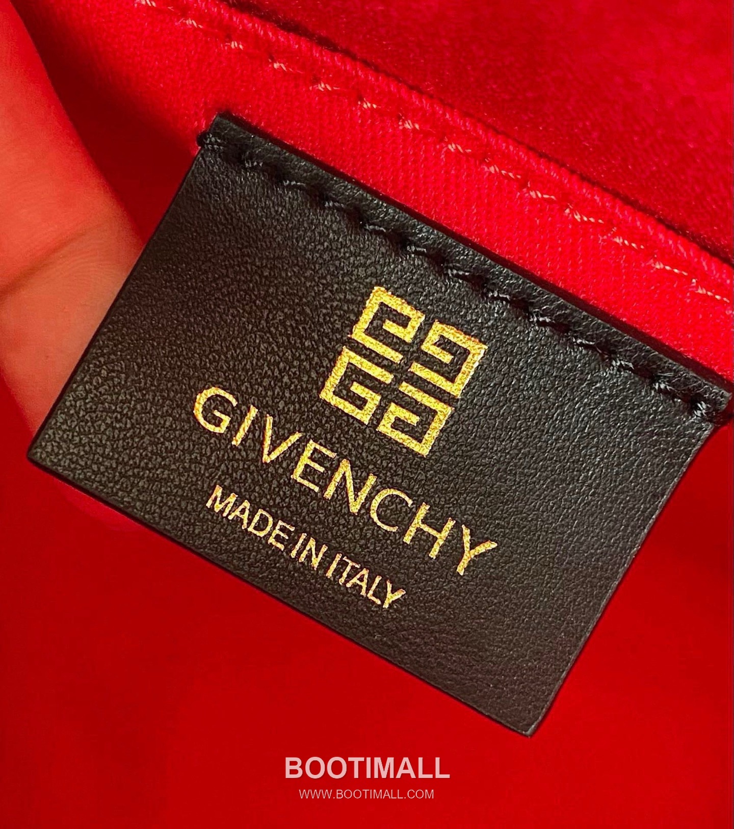 Givenchy Canvas Tote Bag with Waterproof Coated Fabric and Steel Hardware 지방시 방수 코팅 캔버스 스틸 하드웨어 토트백 19cm 9