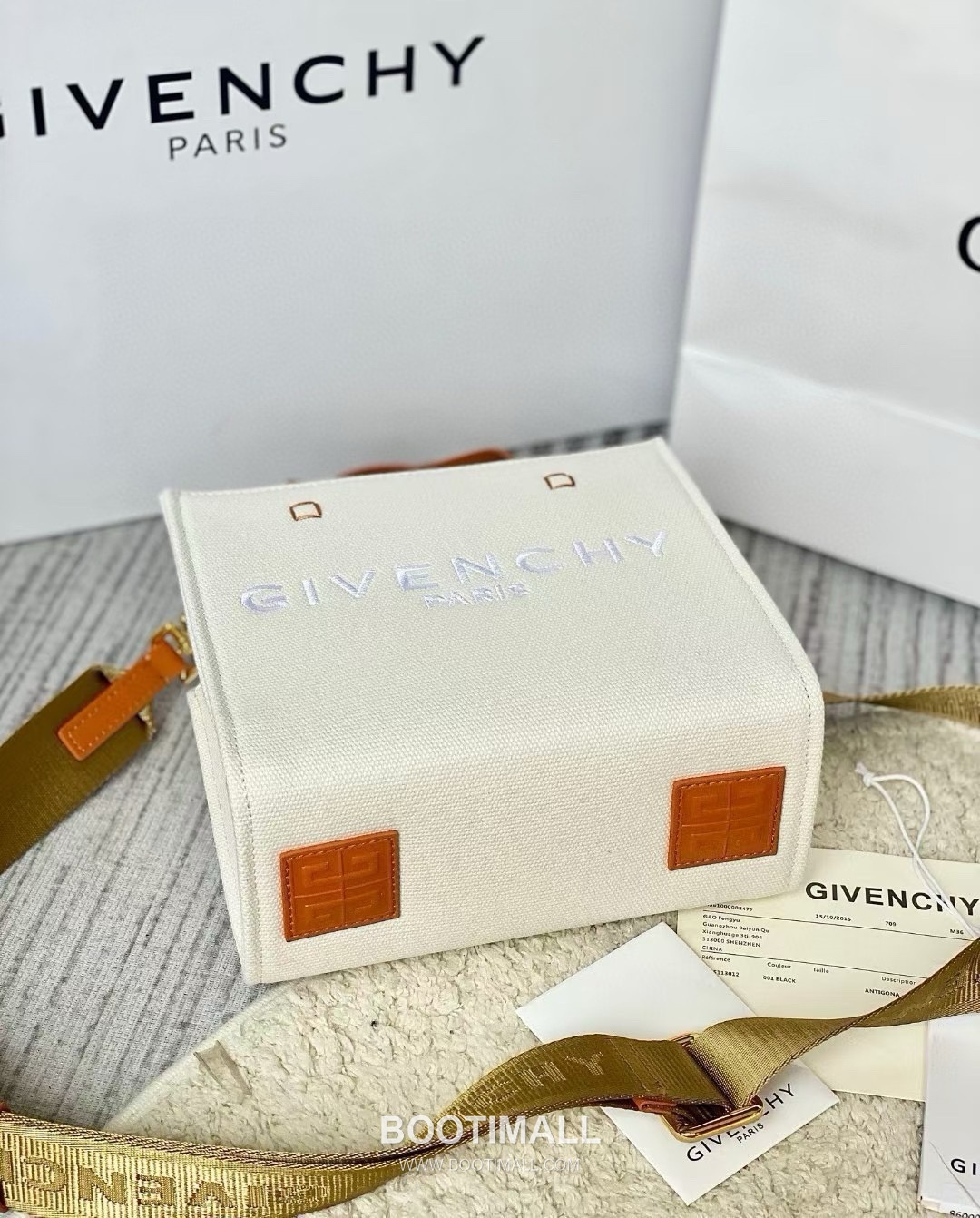 Givenchy Canvas Tote Bag with Waterproof Coated Fabric and Steel Hardware 지방시 방수 코팅 캔버스 스틸 하드웨어 토트백 19cm 4