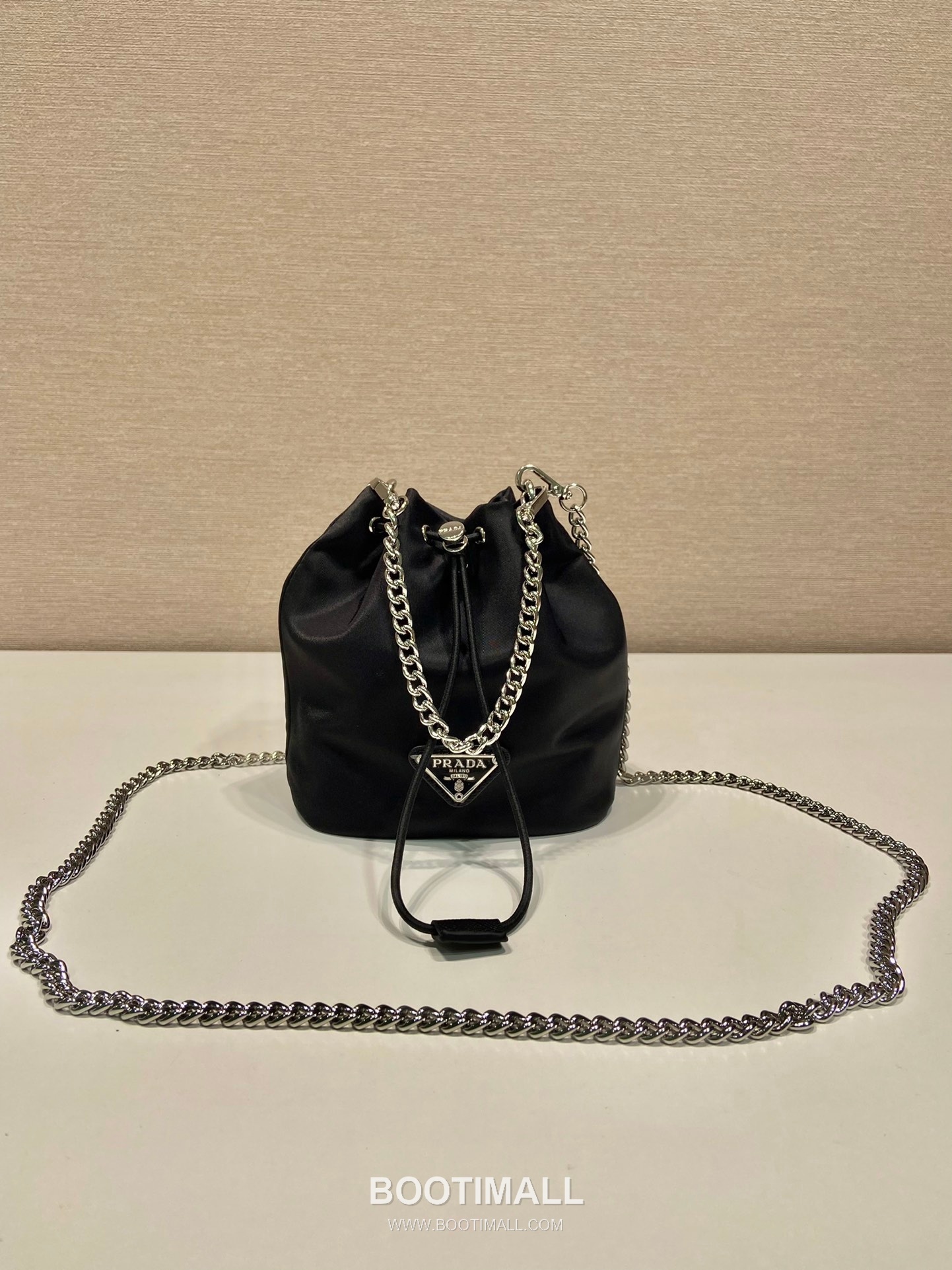 Prada Nylon Mini Bucket Bag with Chain Strap and Drawstring Closure 프라다 나일론 체인 스트랩 드로스트링 미니 버킷백 1BH612 12cm 3
