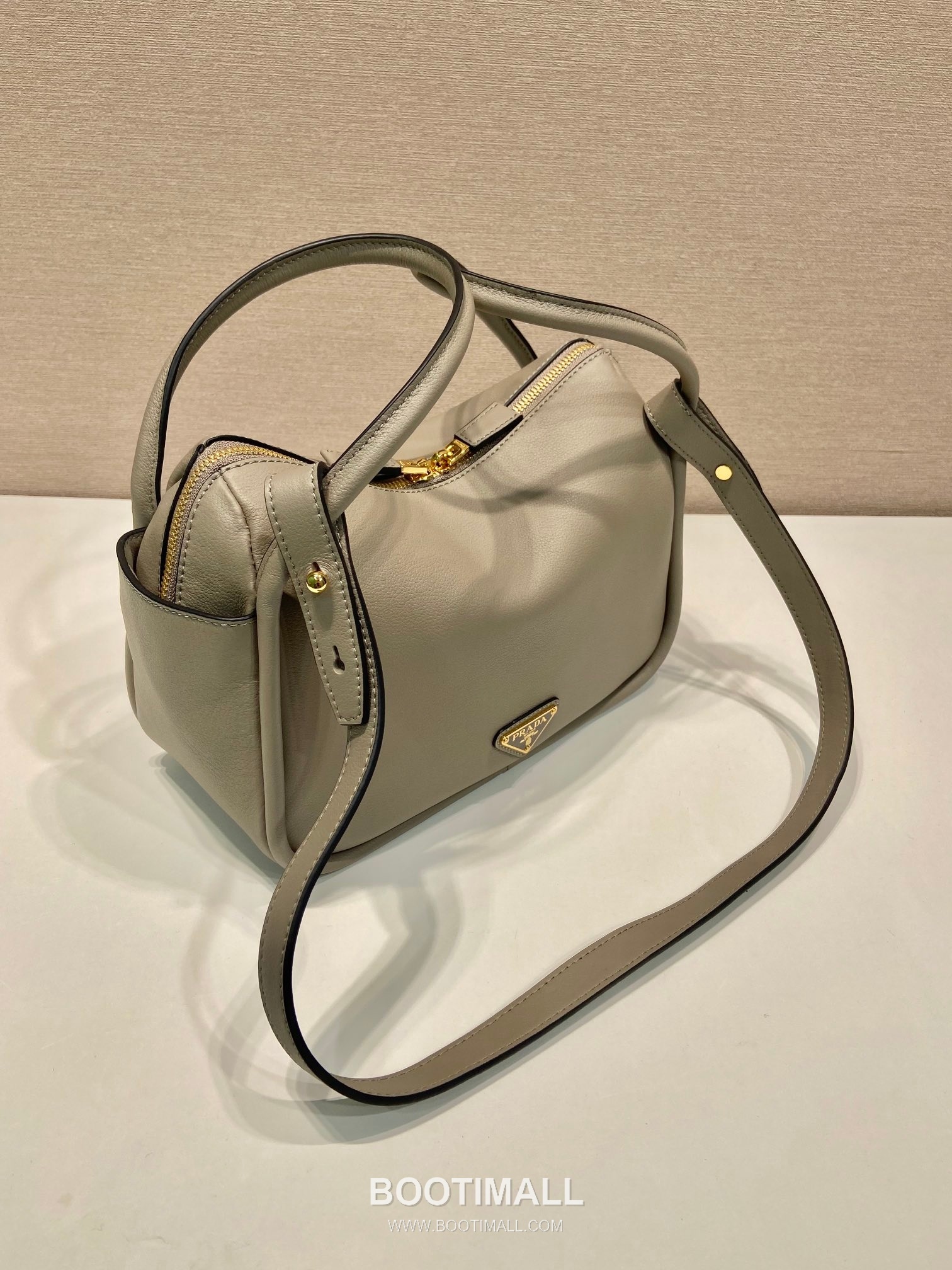 Prada Calfskin Tote Bag with Double Handle and Detachable Strap 프라다 카프스킨 더블 핸들 탈부착 스트랩 토트백 1BA451 25cm 4