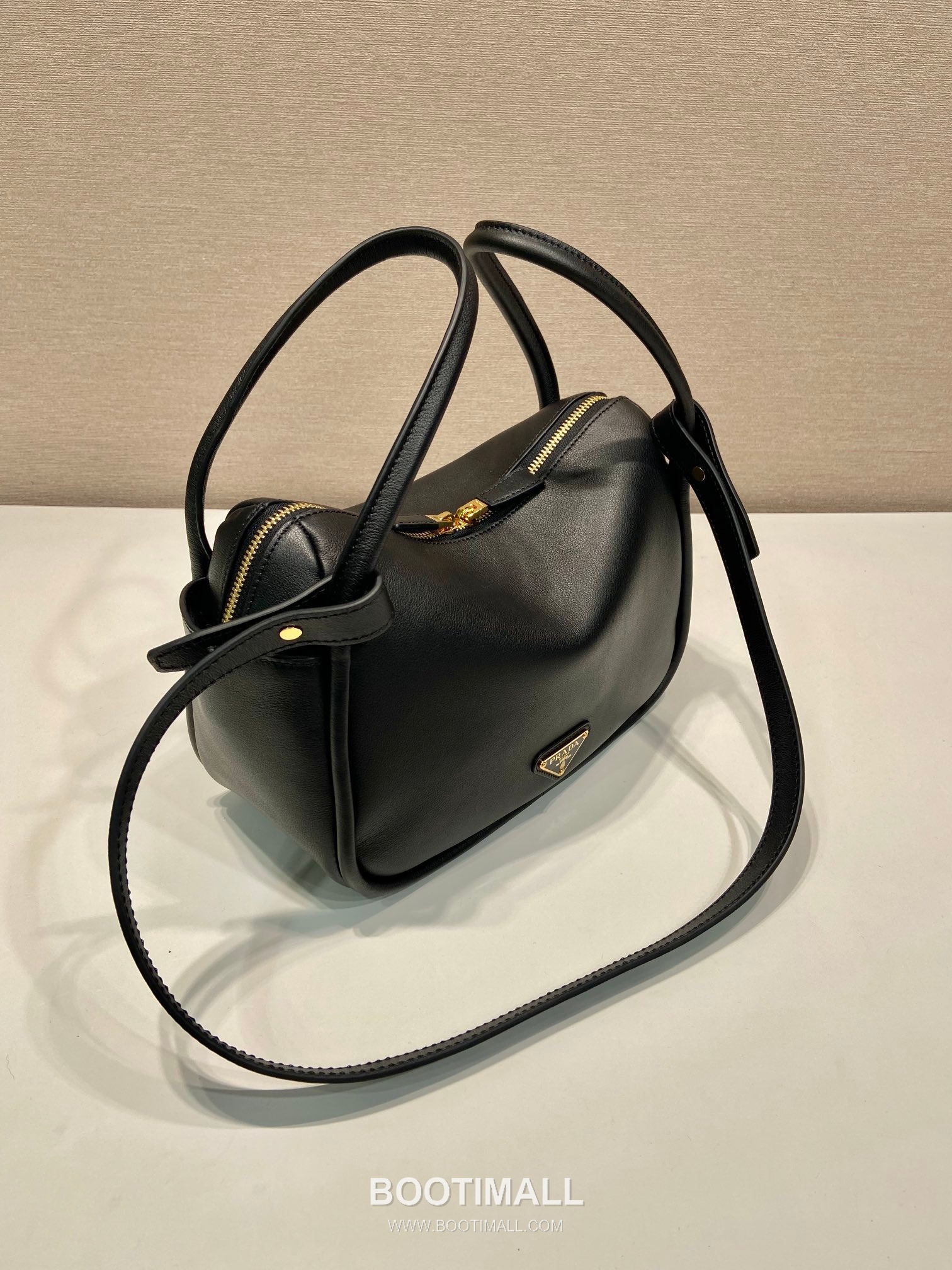 Prada Calfskin Tote Bag with Double Handle and Detachable Strap 프라다 카프스킨 더블 핸들 탈부착 스트랩 토트백 1BA451 25cm 4