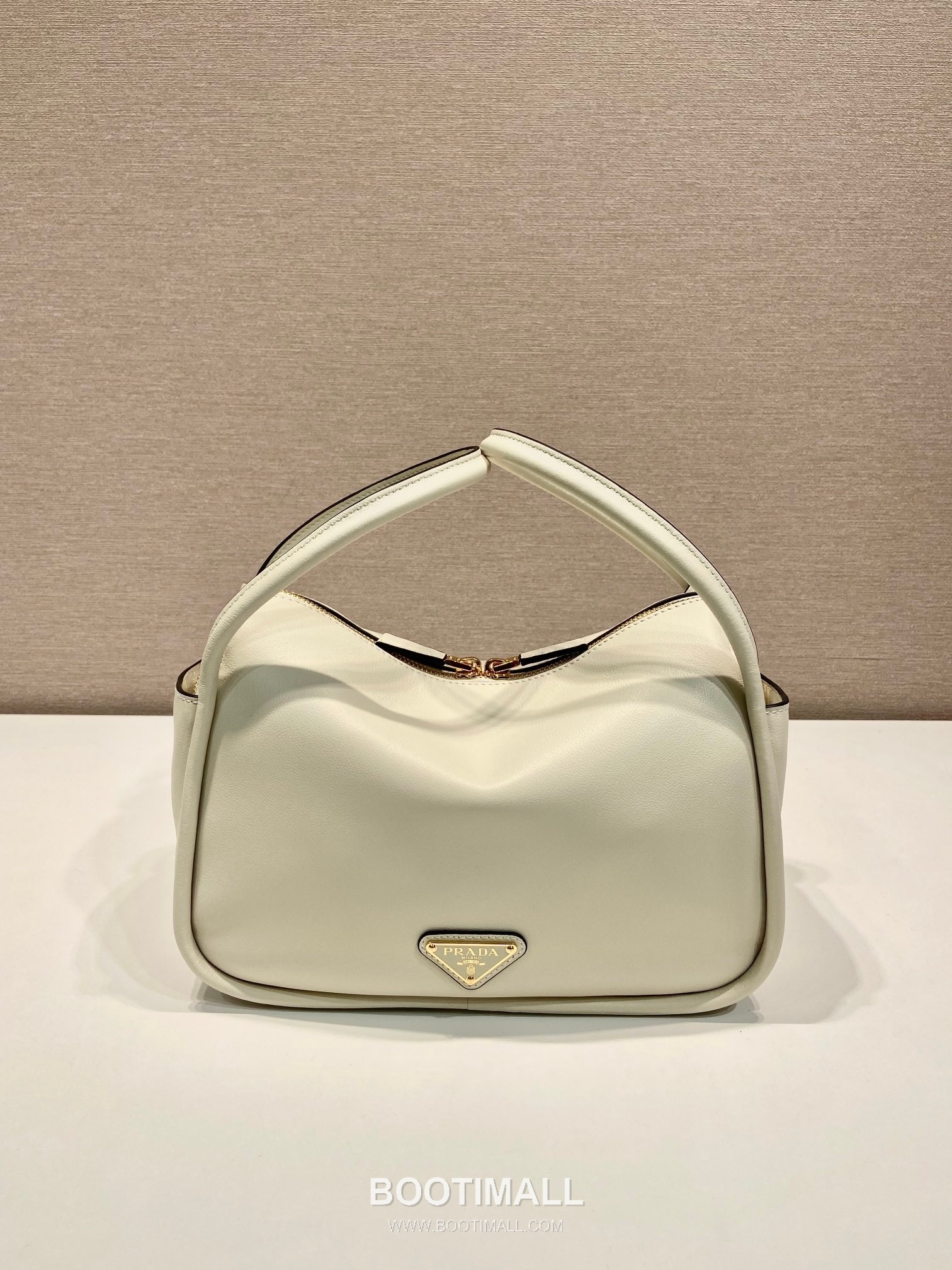 Prada Calfskin Tote Bag with Double Handle and Detachable Strap 프라다 카프스킨 더블 핸들 탈부착 스트랩 토트백 1BA451 25cm 2