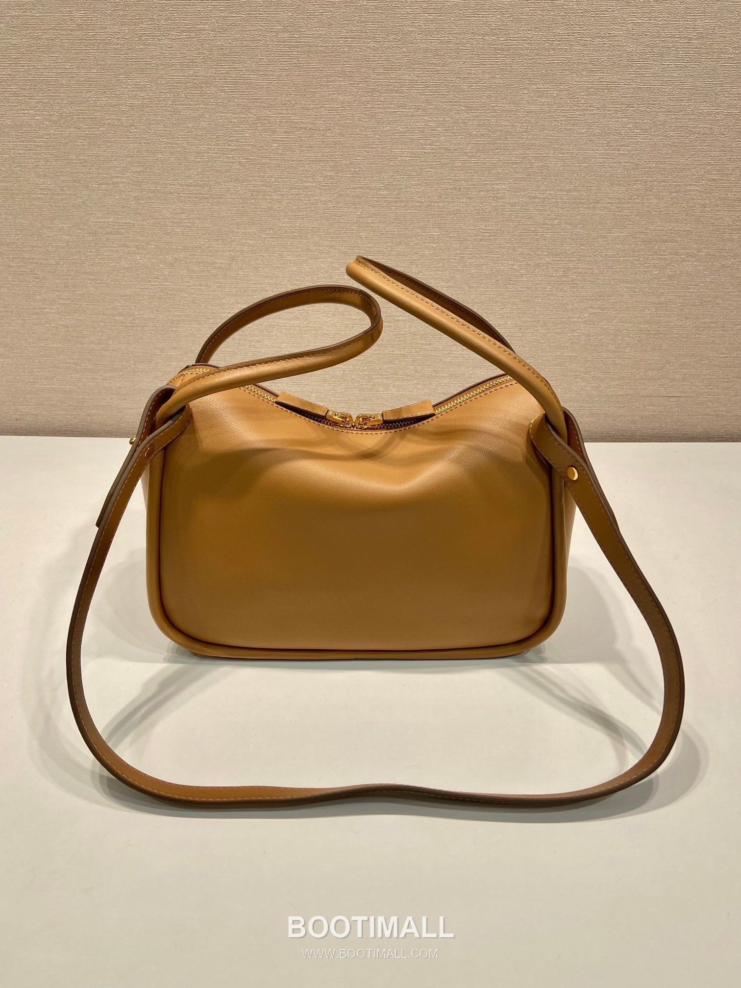 Prada Calfskin Tote Bag with Double Handle and Detachable Strap 프라다 카프스킨 더블 핸들 탈부착 스트랩 토트백 1BA451 25cm 5