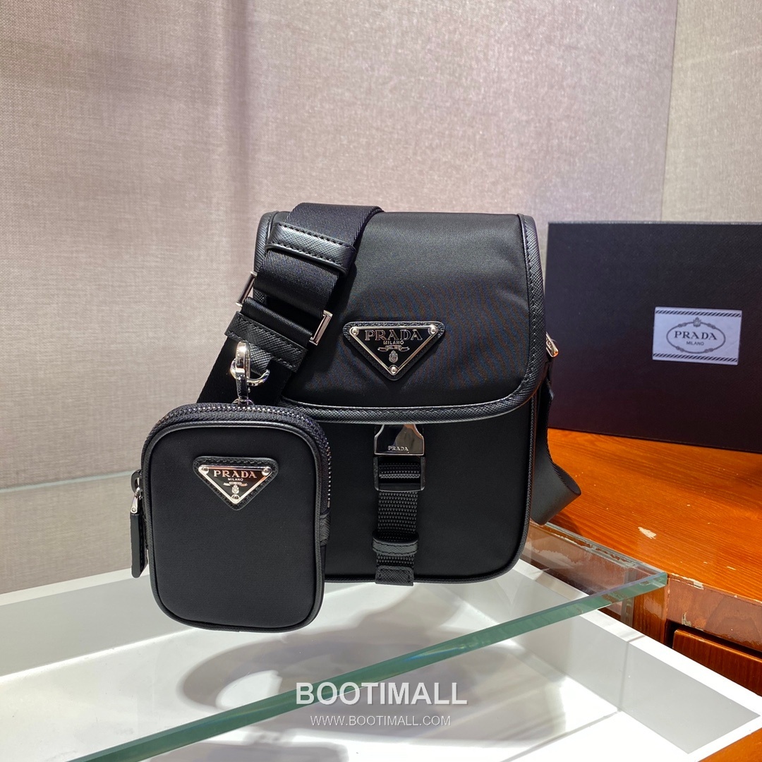 Prada Re-Nylon Crossbody Phone Bag with Saffiano Leather Flap 프라다 리나일론 사피아노 플랩 크로스바디 폰백 2VD043 14cm 1