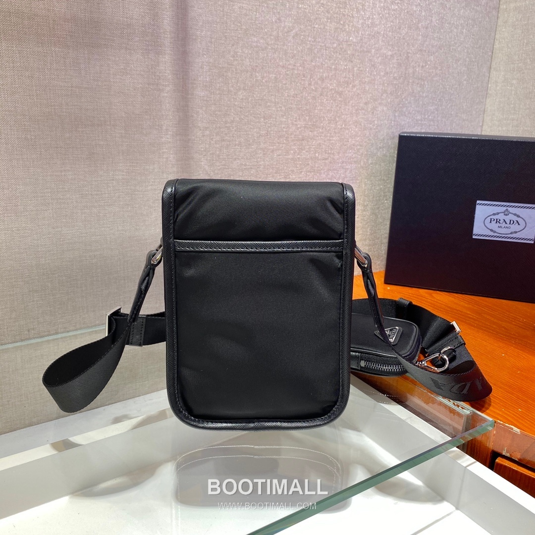 Prada Re-Nylon Crossbody Phone Bag with Saffiano Leather Flap 프라다 리나일론 사피아노 플랩 크로스바디 폰백 2VD043 14cm 4
