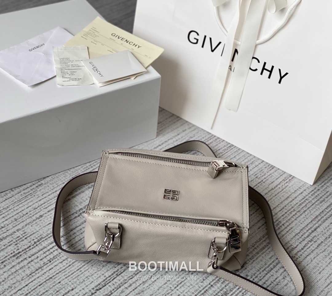 Givenchy Pandora Lambskin Crossbody Bag with Multi Compartment Zip Detail 지방시 판도라 램스킨 멀티 컴파트먼트 지퍼 크로스바디백 9917 23cm 2
