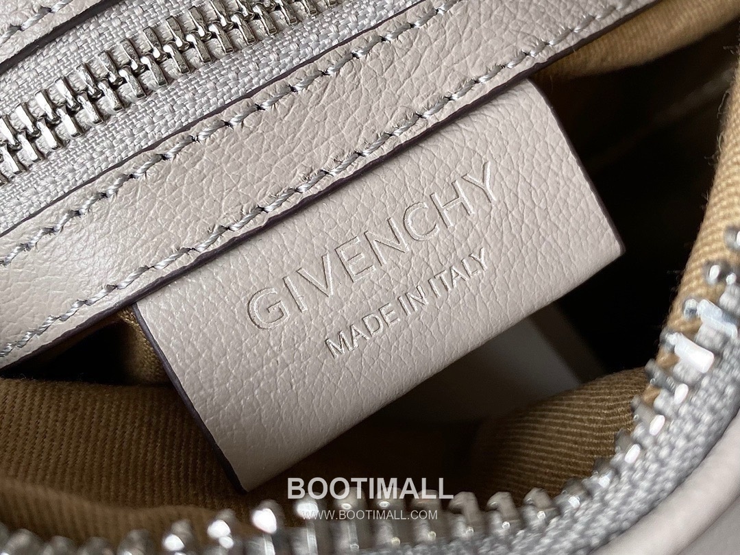 Givenchy Pandora Lambskin Crossbody Bag with Multi Compartment Zip Detail 지방시 판도라 램스킨 멀티 컴파트먼트 지퍼 크로스바디백 9917 23cm 9