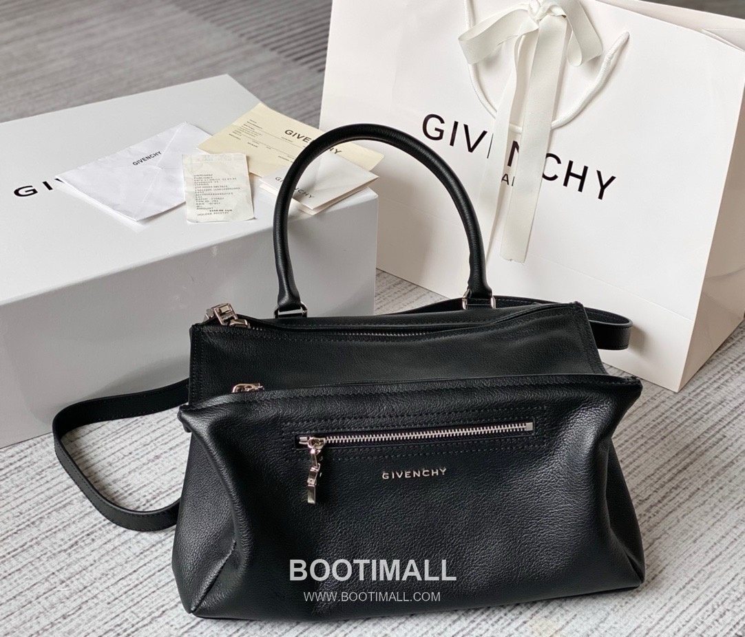 Givenchy Pandora Lambskin Crossbody Bag with Multi Compartment Zip Detail 지방시 판도라 램스킨 멀티 컴파트먼트 지퍼 크로스바디백 9918 32cm 2