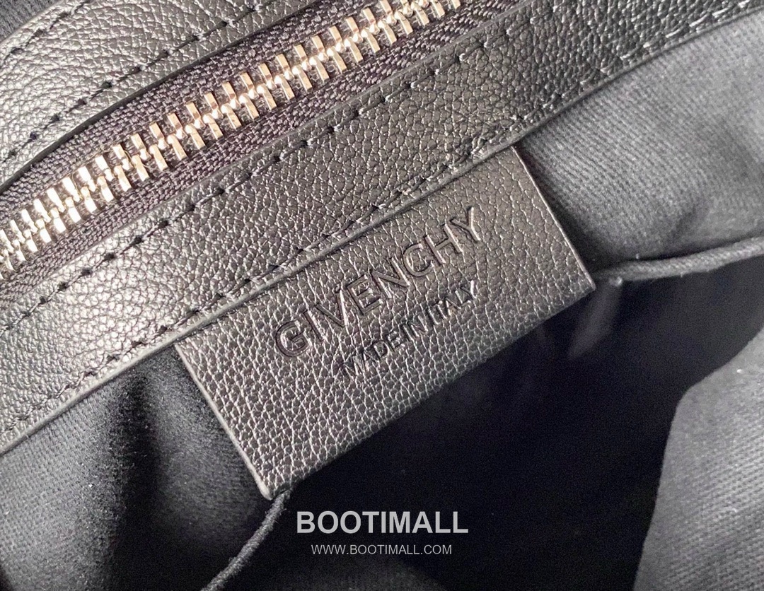 Givenchy Pandora Lambskin Crossbody Bag with Multi Compartment Zip Detail 지방시 판도라 램스킨 멀티 컴파트먼트 지퍼 크로스바디백 9918 32cm 8