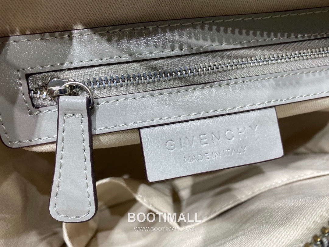 Givenchy Antigona Box Calfskin Top Handle Bag with Zip Closure and Detachable Strap 지방시 안티고나 박스 카프스킨 지퍼 탑핸들백 22cm 8