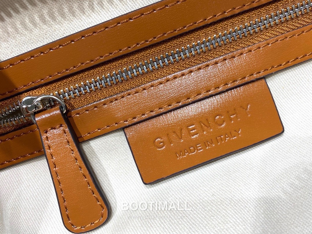 Givenchy Antigona Box Calfskin Top Handle Bag with Zip Closure and Detachable Strap 지방시 안티고나 박스 카프스킨 지퍼 탑핸들백 28cm 9