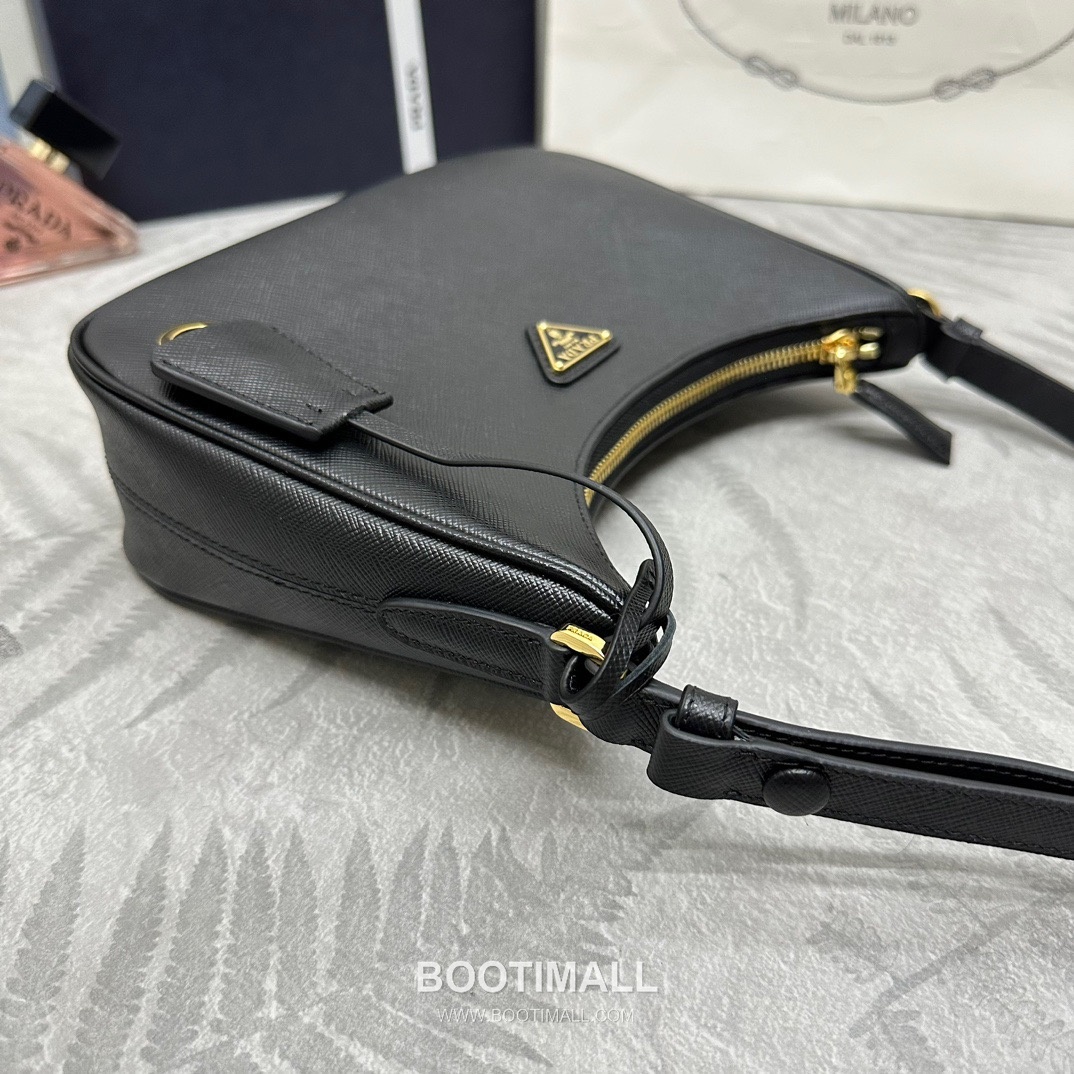 Prada Hobo Crossgrain Calfskin Shoulder Bag with Triangle Logo Strap 프라다 호보 크로스그레인 카프스킨 트라이앵글 로고 스트랩 숄더백 1BC204 22cm 5