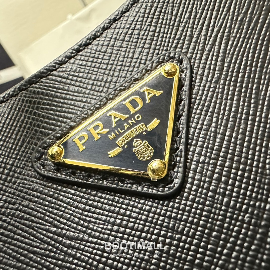 Prada Hobo Crossgrain Calfskin Shoulder Bag with Triangle Logo Strap 프라다 호보 크로스그레인 카프스킨 트라이앵글 로고 스트랩 숄더백 1BC204 22cm 7