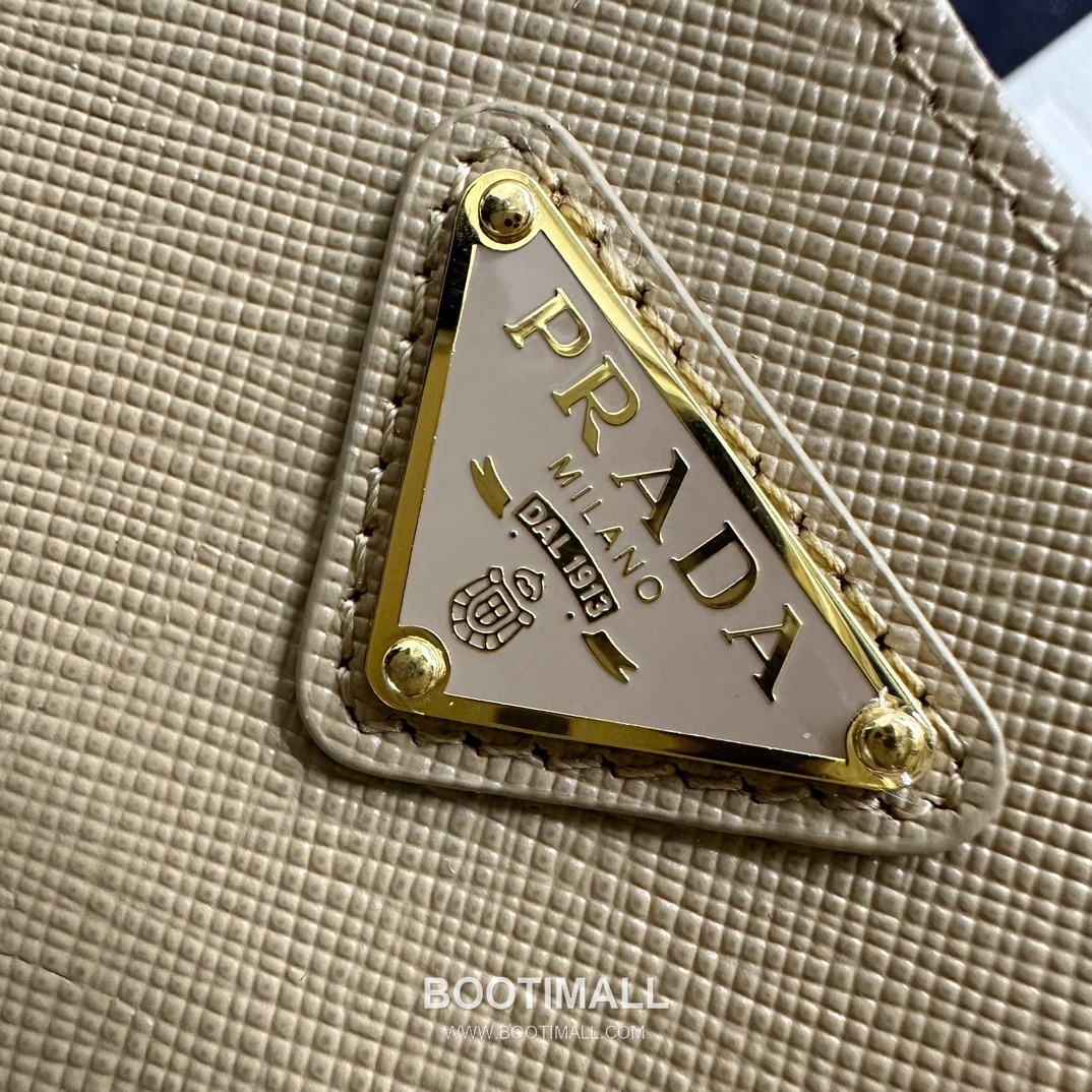 Prada Hobo Crossgrain Calfskin Shoulder Bag with Triangle Logo Strap 프라다 호보 크로스그레인 카프스킨 트라이앵글 로고 스트랩 숄더백 1BC204 22cm 7