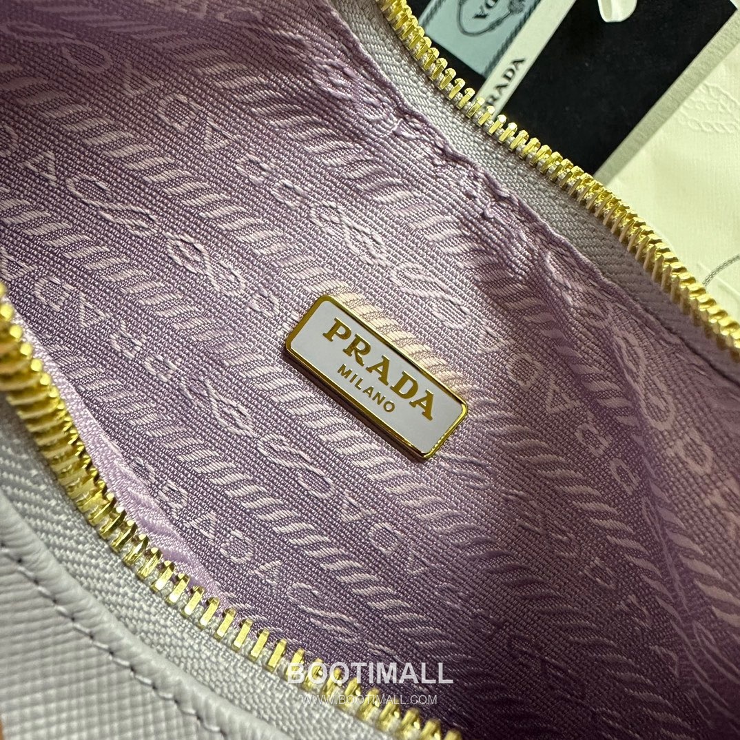 Prada Hobo Crossgrain Calfskin Shoulder Bag with Triangle Logo Strap 프라다 호보 크로스그레인 카프스킨 트라이앵글 로고 스트랩 숄더백 1BC204 22cm 9