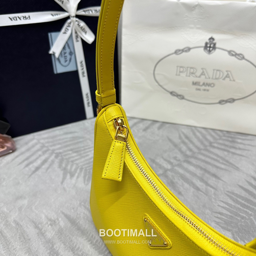 Prada Hobo Crossgrain Calfskin Shoulder Bag with Triangle Logo Strap 프라다 호보 크로스그레인 카프스킨 트라이앵글 로고 스트랩 숄더백 1BC204 22cm 6