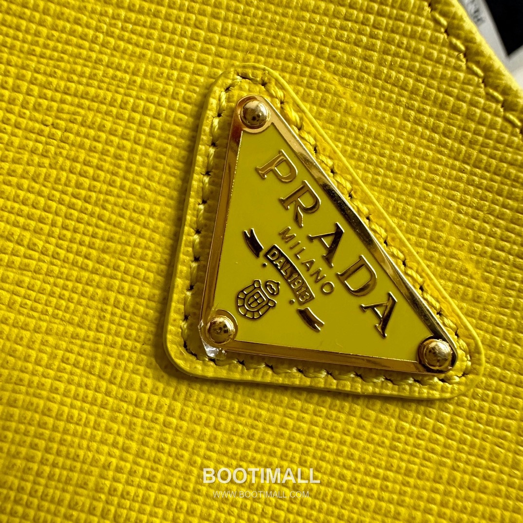 Prada Hobo Crossgrain Calfskin Shoulder Bag with Triangle Logo Strap 프라다 호보 크로스그레인 카프스킨 트라이앵글 로고 스트랩 숄더백 1BC204 22cm 7
