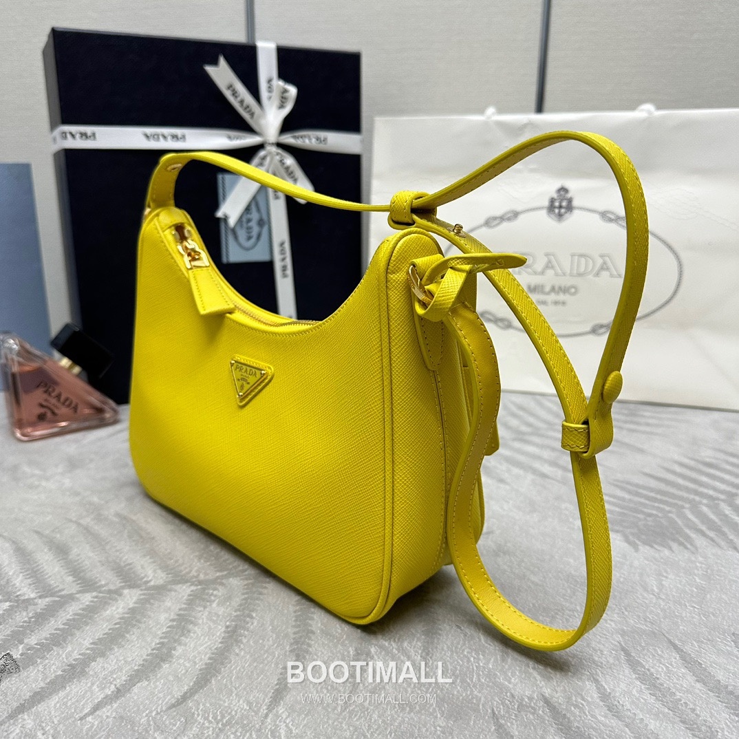 Prada Hobo Crossgrain Calfskin Shoulder Bag with Triangle Logo Strap 프라다 호보 크로스그레인 카프스킨 트라이앵글 로고 스트랩 숄더백 1BC204 22cm 9