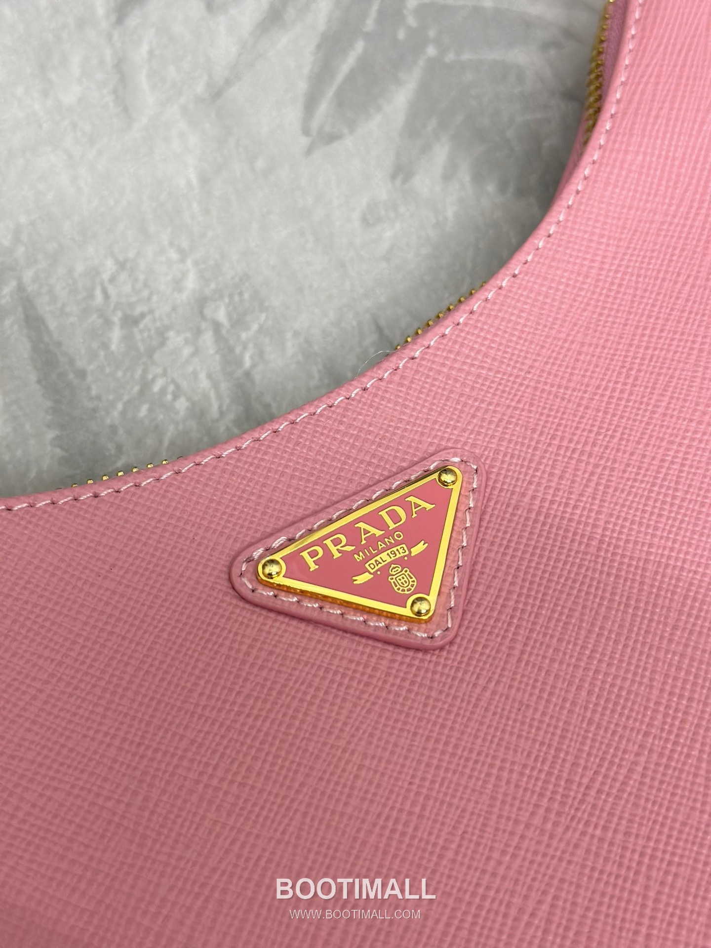 Prada Hobo Crossgrain Calfskin Shoulder Bag with Triangle Logo Strap 프라다 호보 크로스그레인 카프스킨 트라이앵글 로고 스트랩 숄더백 1BC204 22cm 7