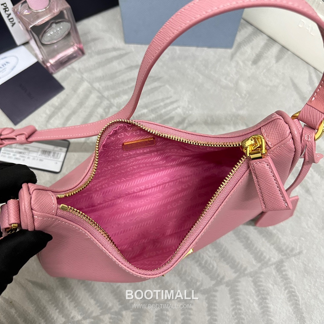 Prada Hobo Crossgrain Calfskin Shoulder Bag with Triangle Logo Strap 프라다 호보 크로스그레인 카프스킨 트라이앵글 로고 스트랩 숄더백 1BC204 22cm 8
